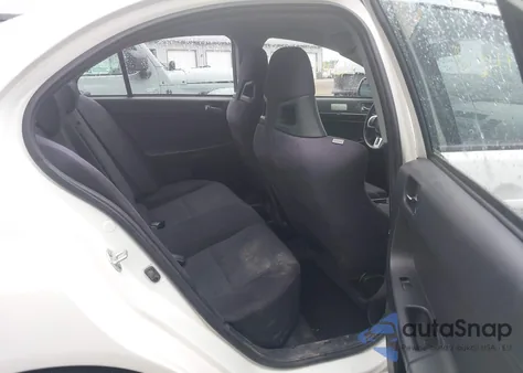 2013 Mitsubishi Lancer Evolution Gsr z USA, uszkodzony, nr VIN JA32W8FV7DU016878